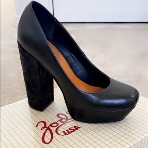 Zodiac USA Shoes-Heels Suede Platform Pump